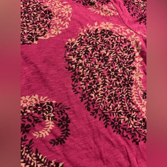 Lucky Brand Shadow Paisley T-shirt Raspberry Sz Medium - Picture 3 of 12